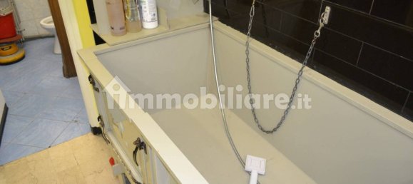 2غرفة عقار تجاري في Genoa, Italy رقم 353326 32