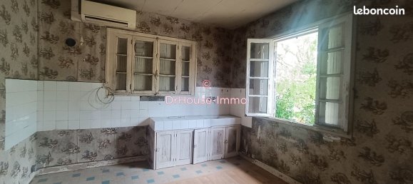 3 bedrooms House in Dordogne, France No. 293872 2