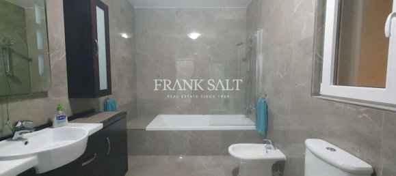 3 bedrooms Maisonette in Zebbug, Malta No. 11542 9