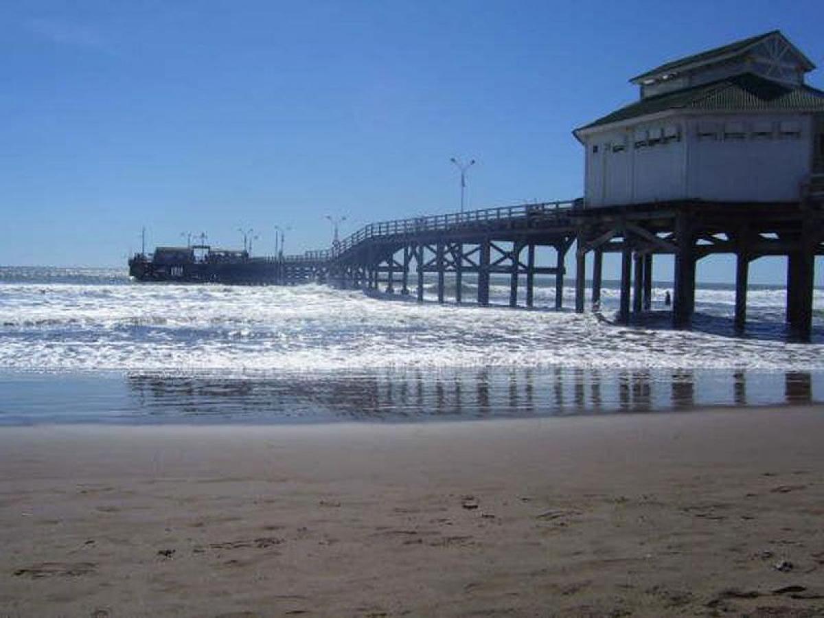 2 bedrooms House in Mar del Plata, Argentina No. 67138