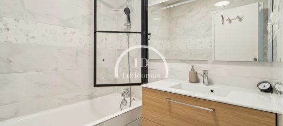 3 rooms Apartment in Paris, France No. 322614 6