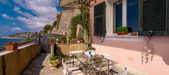 5 bedrooms Villa in Imperia, Italy No. 322787 27