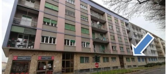 4 rooms Apartment in Vercelli, Italy No. 51320 4