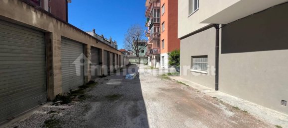 11m² Garage in Trieste, Italy No. 212424 9