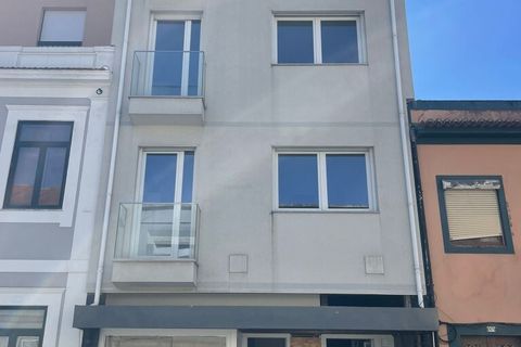 Коммерческая недвижимость 49м² в Порту, Португалия № 219718