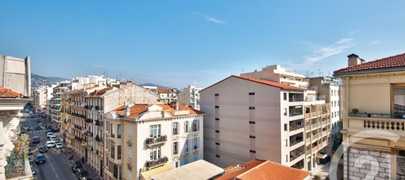 2 bedrooms Apartment in Nice, France No. 331695 6