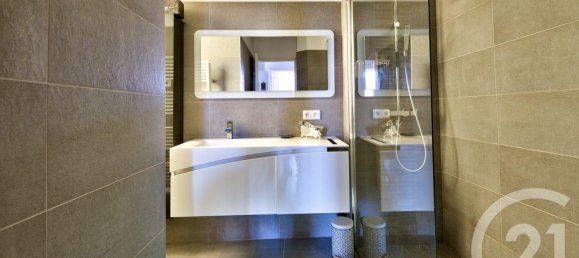 2 bedrooms Apartment in Nice, France No. 331695 5