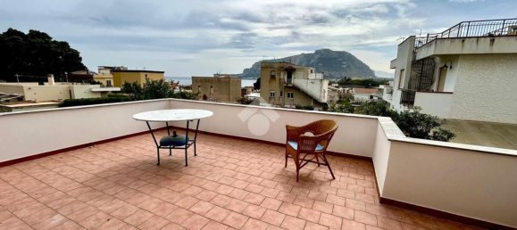 7-salle Maison à Palermo, Italy No. 51191 2