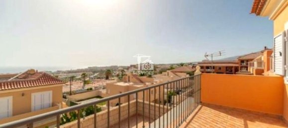 3 bedrooms House in Adeje, Spain No. 150887 2