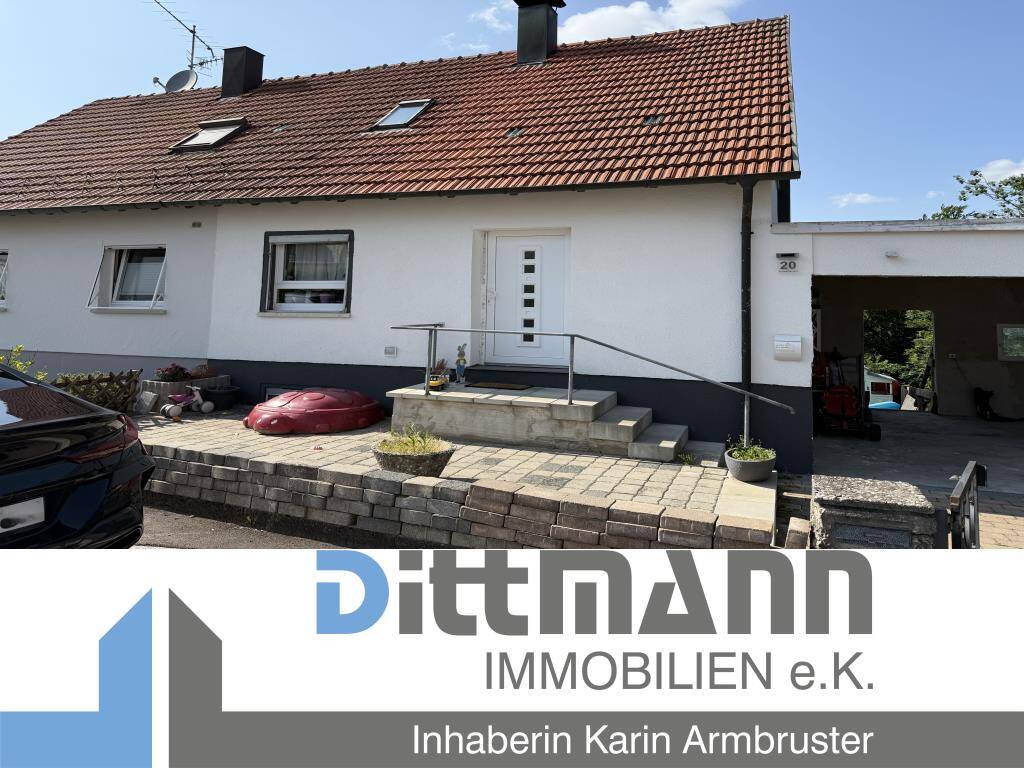 Таунхаус с 4 комнатами в Цоллернальб, Германия № 233406