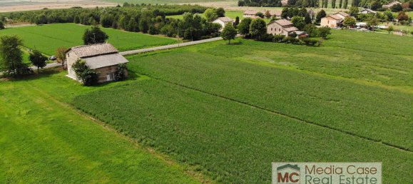 Terreno de 12 divisões em Cadelbosco di Sopra, Italy N.º 172011 5
