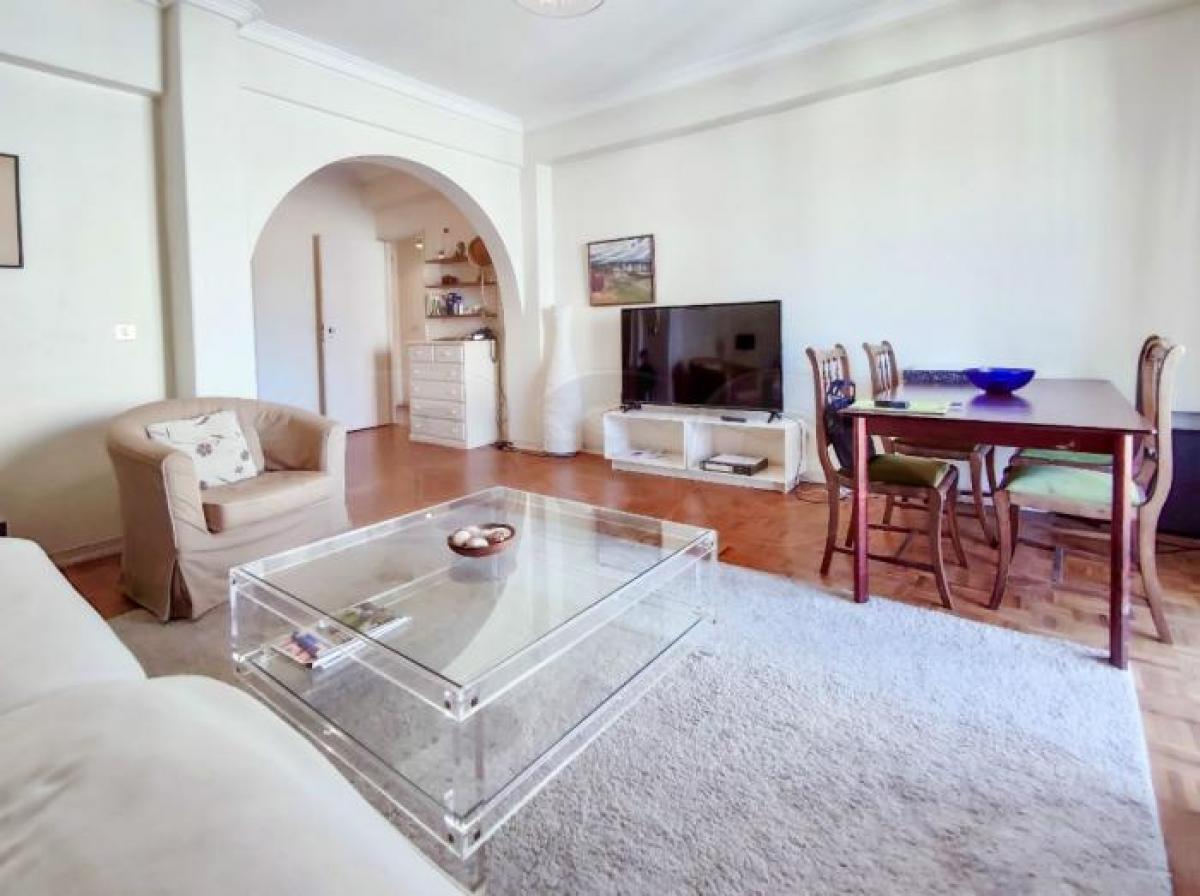 3 bedrooms Apartment in Lisbon, Portugal No. 4657