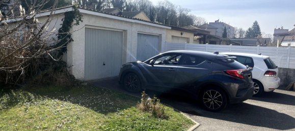 4 bedrooms House in Pont-de-Cheruy, France No. 326354 3