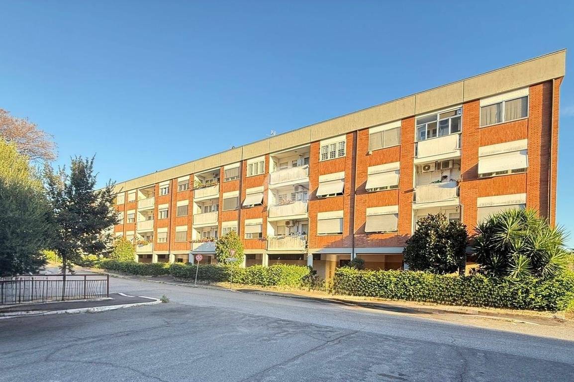 4 غرف نوم شقة في Rome, Italy رقم 349923