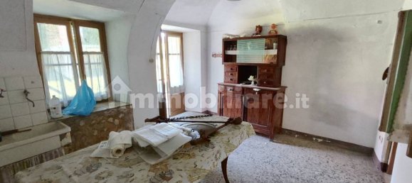 5 bedrooms House in Castellamonte, Italy No. 357005 10