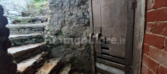 5 bedrooms House in Castellamonte, Italy No. 357005 43