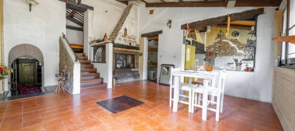 3 Schlafzimmer Haus in Montiano, Italy, Nr. 303966 4