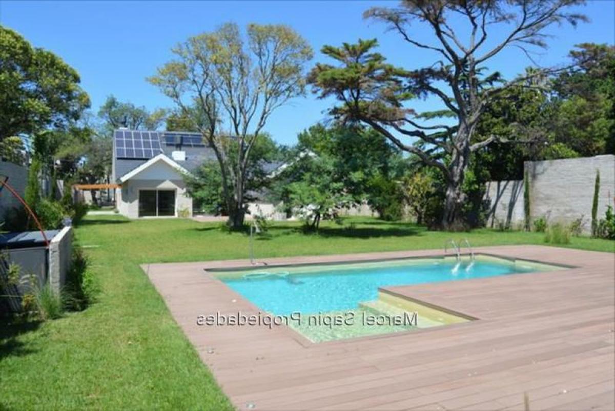 4 غرف نوم منزل في Montevideo, Uruguay رقم 10522