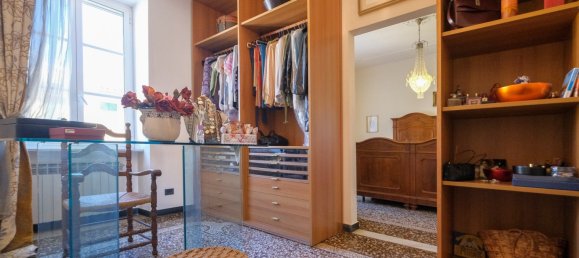 3 غرف نوم شقة في Genoa, Italy رقم 114608 8