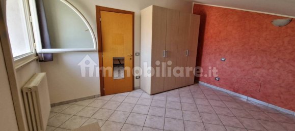 Apartamento de 2 dormitorios en Longiano, Italy No. 345010 12