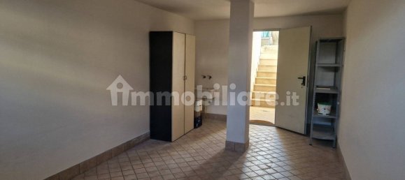 Apartamento de 2 dormitorios en Longiano, Italy No. 345010 15