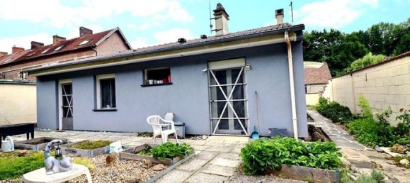 Casa de 3 dormitorios en Bury, France No. 303813 8