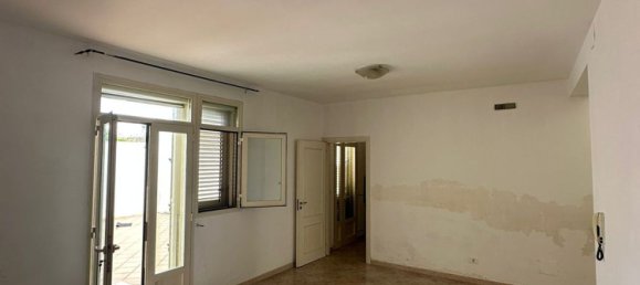 6 bedrooms Apartment in Veglie, Italy No. 78954 4