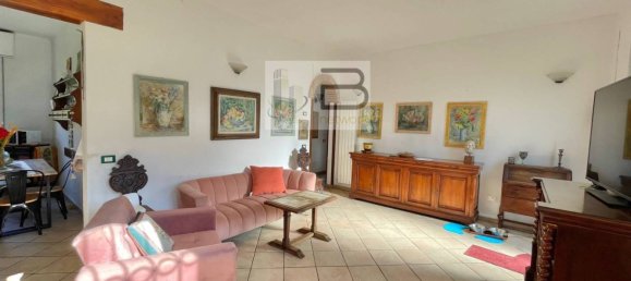 3 bedrooms Villa in Camaiore, Italy No. 89346 24