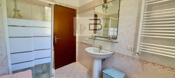 3 bedrooms Villa in Camaiore, Italy No. 89346 13
