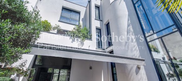 5 bedrooms Hotel in Issy-les-Moulineaux, France No. 185022 2