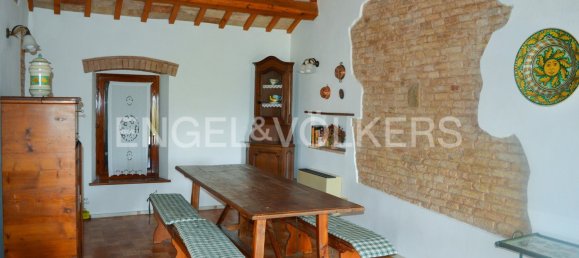 Casa de 4 dormitorios en Osimo, Italy No. 132955 32