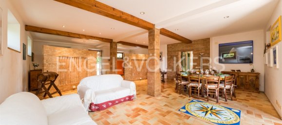 Casa de 4 dormitorios en Osimo, Italy No. 132955 9