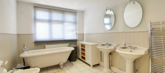 4 Schlafzimmer Haus in Cuffley, United Kingdom, Nr. 6527 10