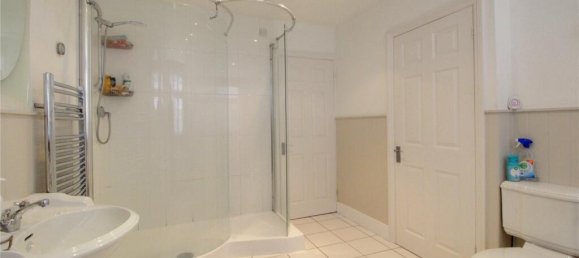 4 Schlafzimmer Haus in Cuffley, United Kingdom, Nr. 6527 9