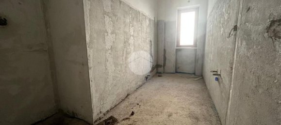 Квартира с 3 комнатами в Фьюджи, Италия № 274073 16