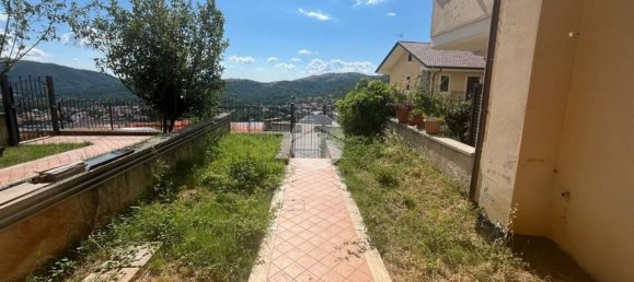 Квартира с 3 комнатами в Фьюджи, Италия № 274073 22