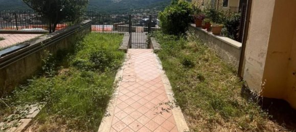 Квартира с 3 комнатами в Фьюджи, Италия № 274073 6