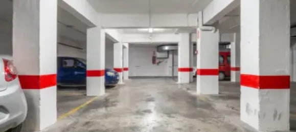 1046m² Garage in Granada, Spain No. 175283 4