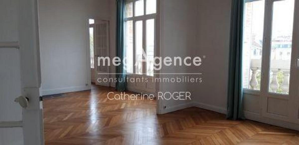 Apartamento de 2 dormitorios en Saint-Quentin, France No. 12728
