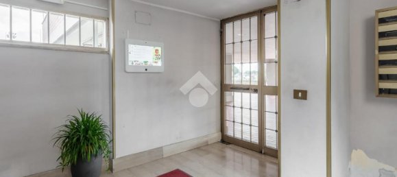 3 bedrooms Apartment in Rome, Italy No. 381008 18