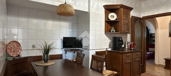 3 bedrooms Apartment in Rome, Italy No. 381008 3