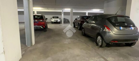 3 bedrooms Apartment in Rome, Italy No. 381008 16