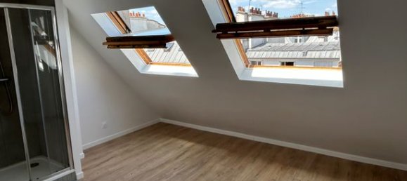 Квартира с 1 спальней в Париж, Франция № 312546 5