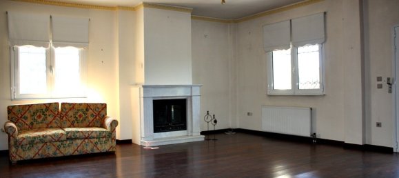 4 غرف نوم فيلا في Thermi, Greece رقم 5772 18