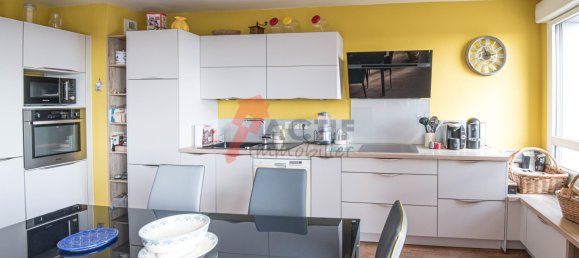 3 Schlafzimmer Doppelhaus in Evry, France, Nr. 175071 2