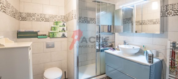 3 Schlafzimmer Doppelhaus in Evry, France, Nr. 175071 8