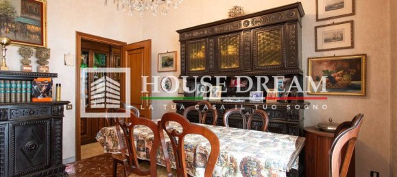 4 bedrooms Apartment in Rome, Italy No. 321379 8