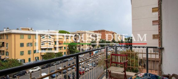 4 bedrooms Apartment in Rome, Italy No. 321379 25
