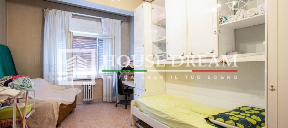 4 bedrooms Apartment in Rome, Italy No. 321379 15