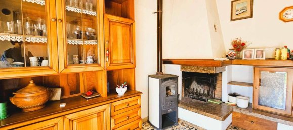 3 Schlafzimmer Wohnung in Castiglion Fibocchi, Italy, Nr. 338200 9